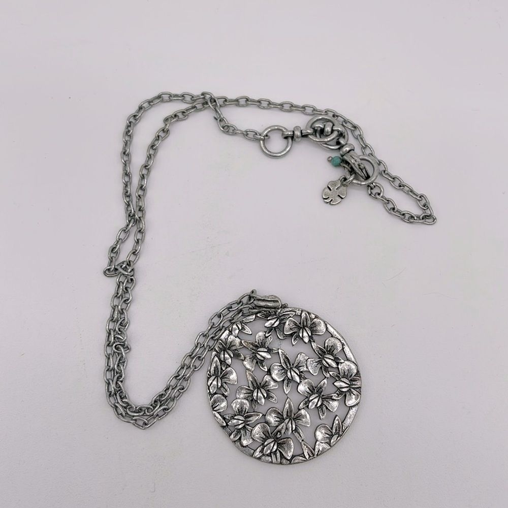 Lucky Brand silver coated floral design necklace
